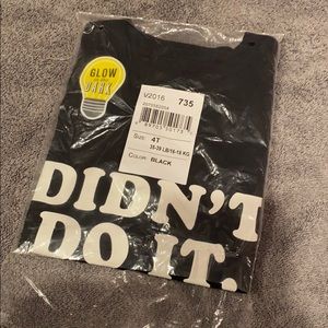 Childrens place 4t shirt glows in the dark new